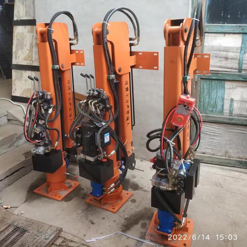 李沧区重汽蓝牌随车吊 3.2吨 国六动力强 液压驱动 农用自卸起重机